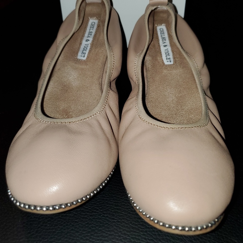 Ballet flats